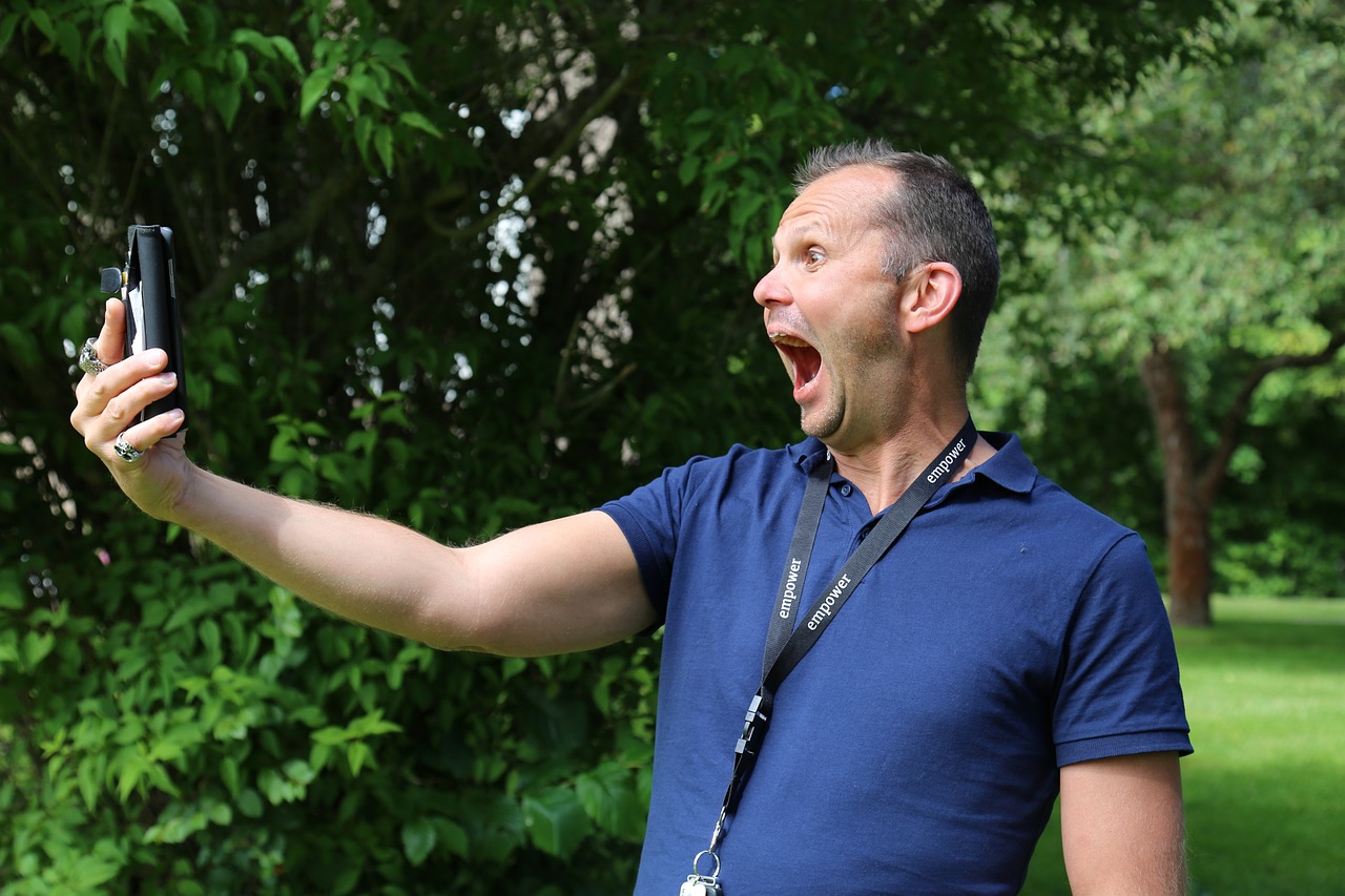 Capturing Selfies: Navigating the Risks